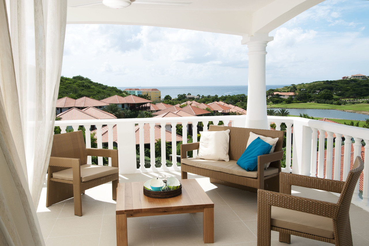 Thehill porch